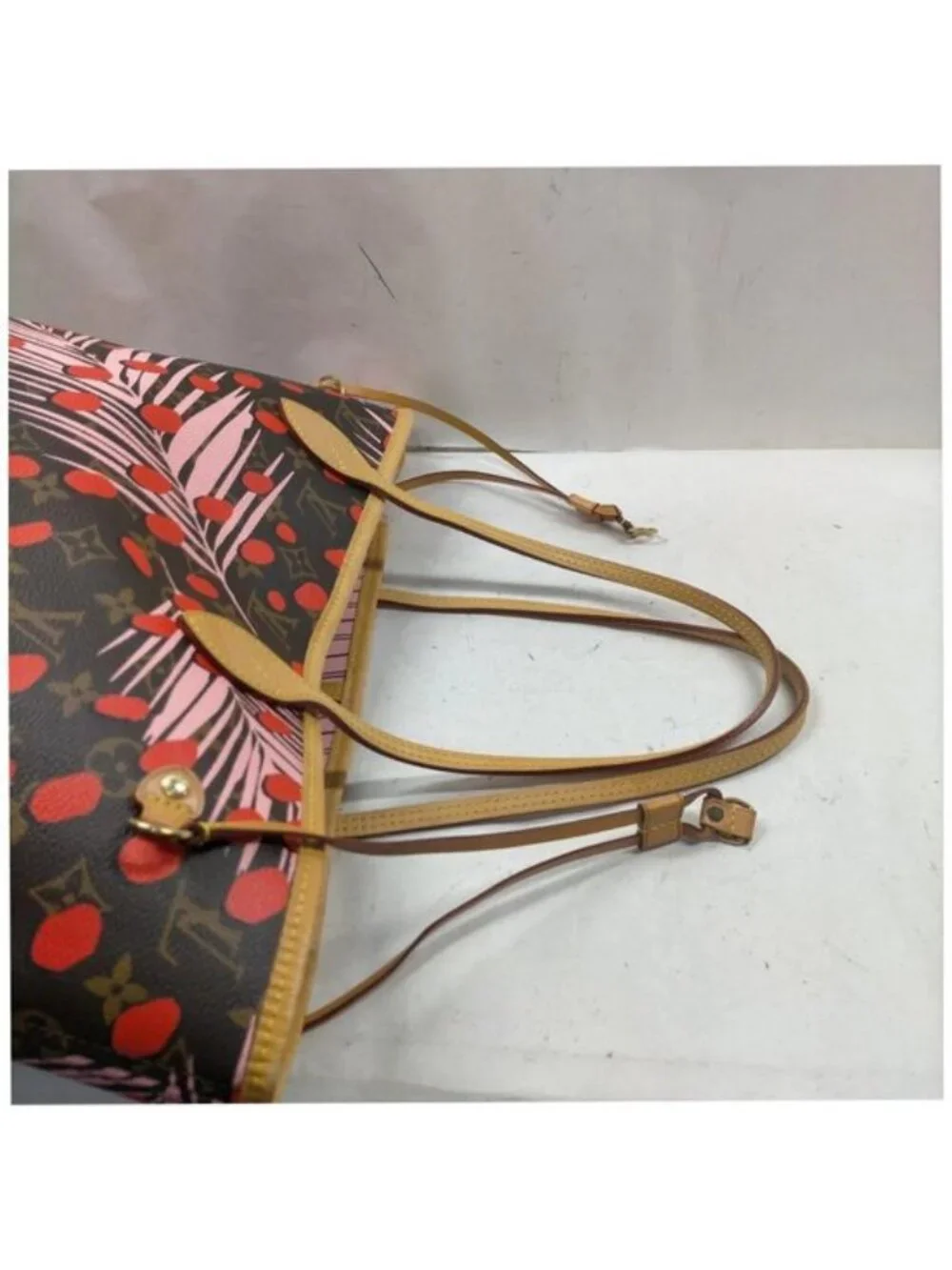 Authentic Louis Vuitton Neverfull MM Jungle Dots Limited Edition Shoulder Bag